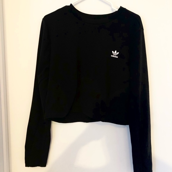 Adidas original top. Long sleeves. Front logo. Xlarge - Picture 1 of 3